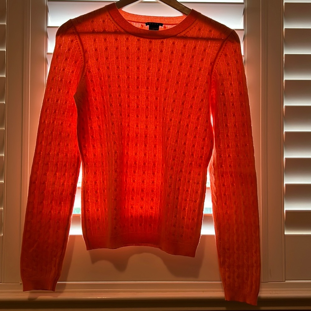 Theory sweater